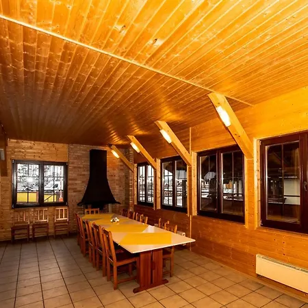 Osrodek Wypoczynkowy Stadnina Koni Kaszubski Bor Campsite Sominy