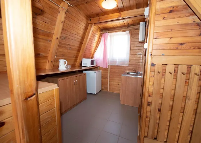 Camping Osrodek Wypoczynkowy Stadnina Koni Kaszubski Bor Sominy