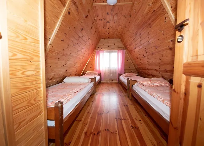 Osrodek Wypoczynkowy Stadnina Koni Kaszubski Bor Camping *